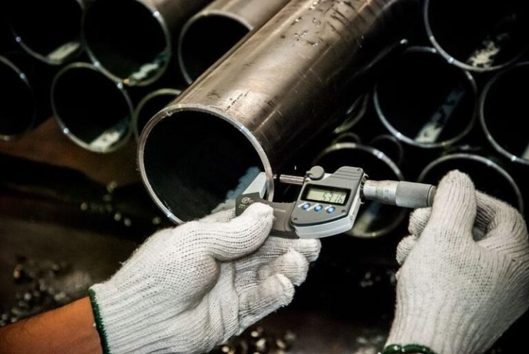 What Is the Difference Between Steel Pipe Outside Diameter and Inside Diameter?